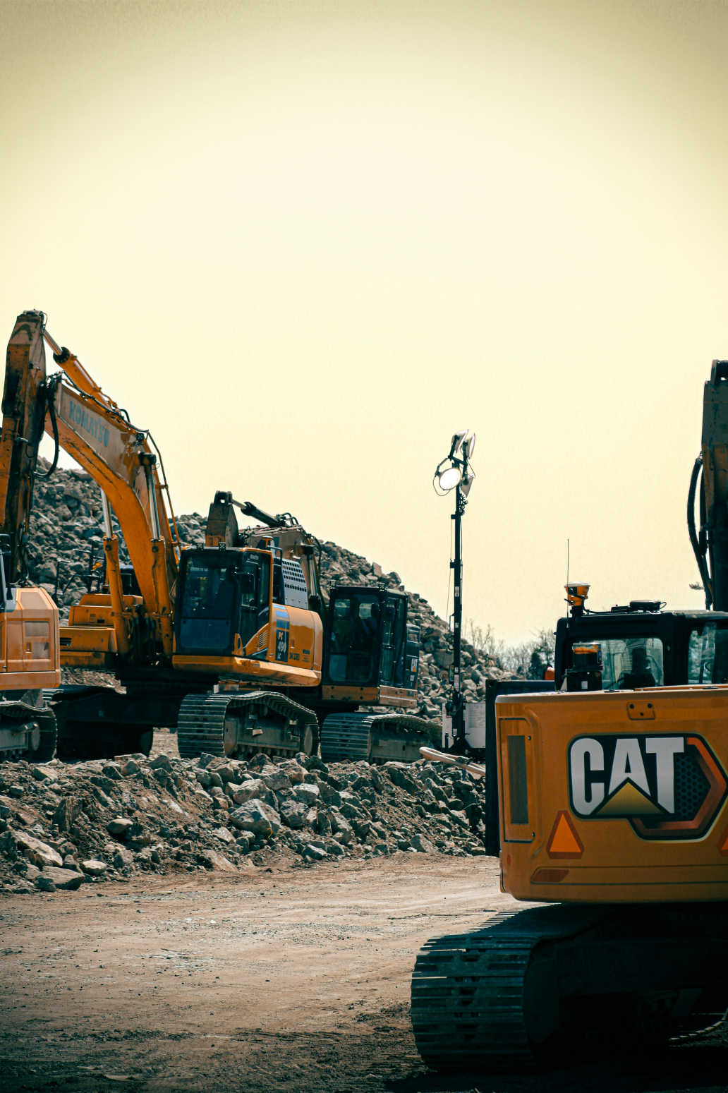 cat-320-excavator-maintenance-15-minute-daily-routine